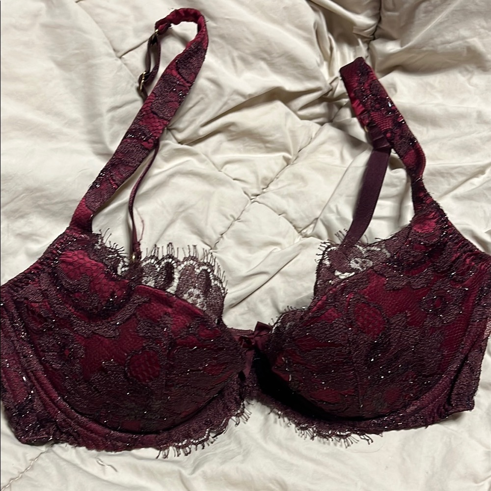 Agent Provocateur soirée mei Siam Red Lace Bra & thong set